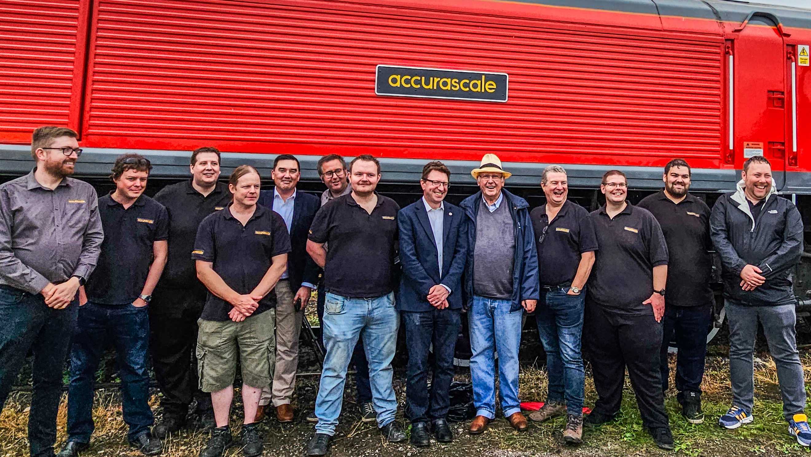 Bialann sa lá ag dúnadh in Éirinn, image size:2640x1487