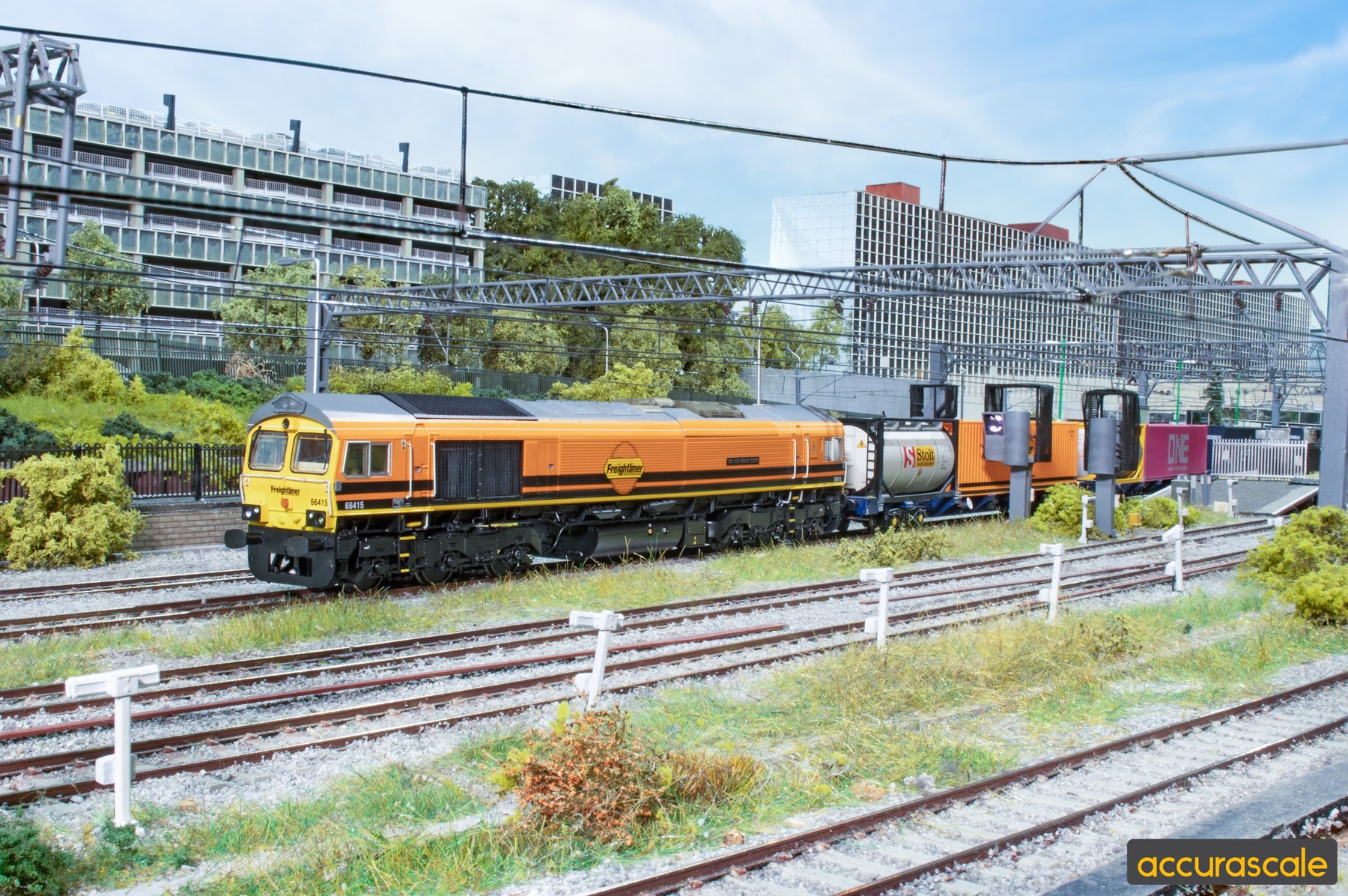 Let's Raise £10,000 Together For Samaritans With Our Latest Class 66!
