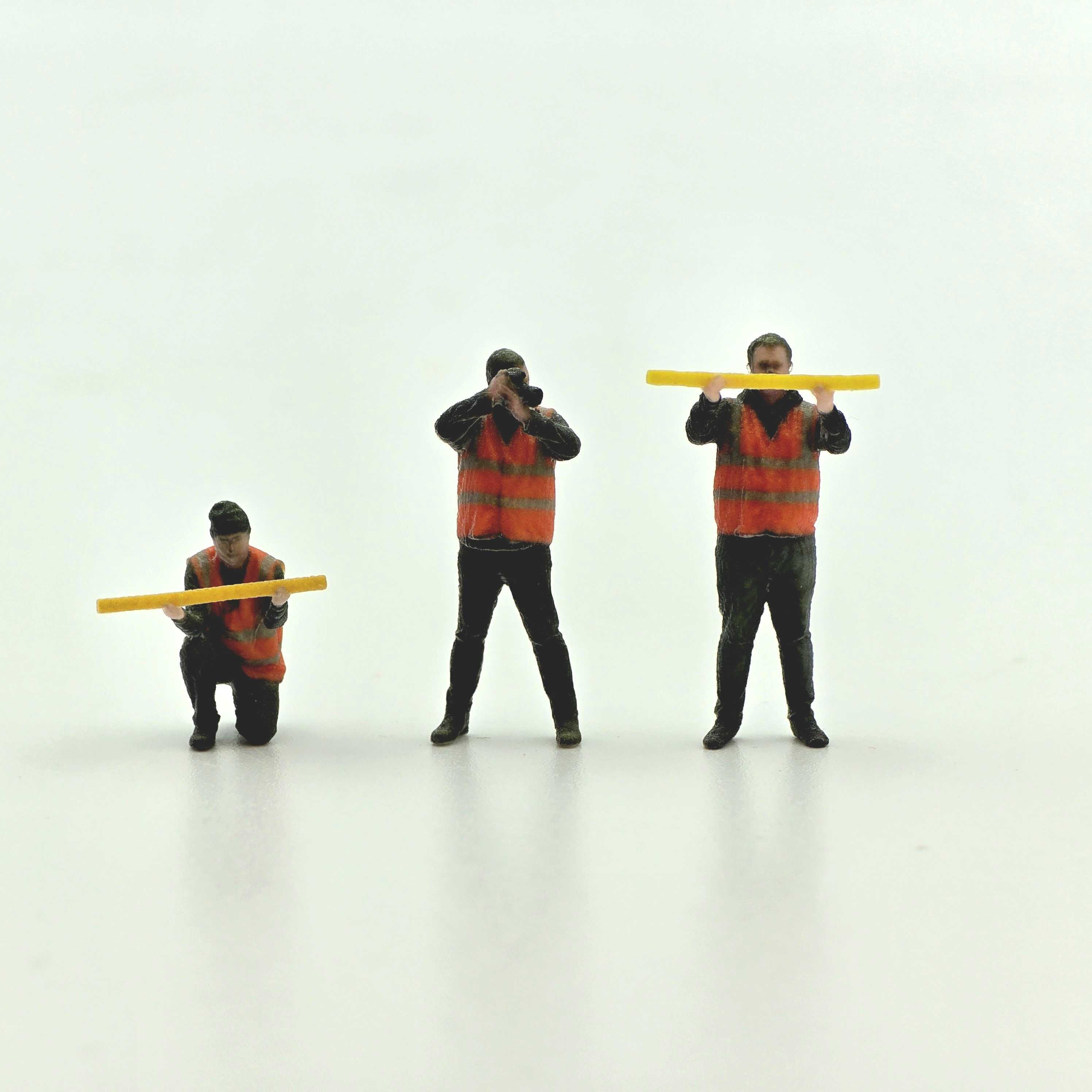 アキュラスケール リサーチチーム - 3体のフィギュアパック - OO (1/76) スケール