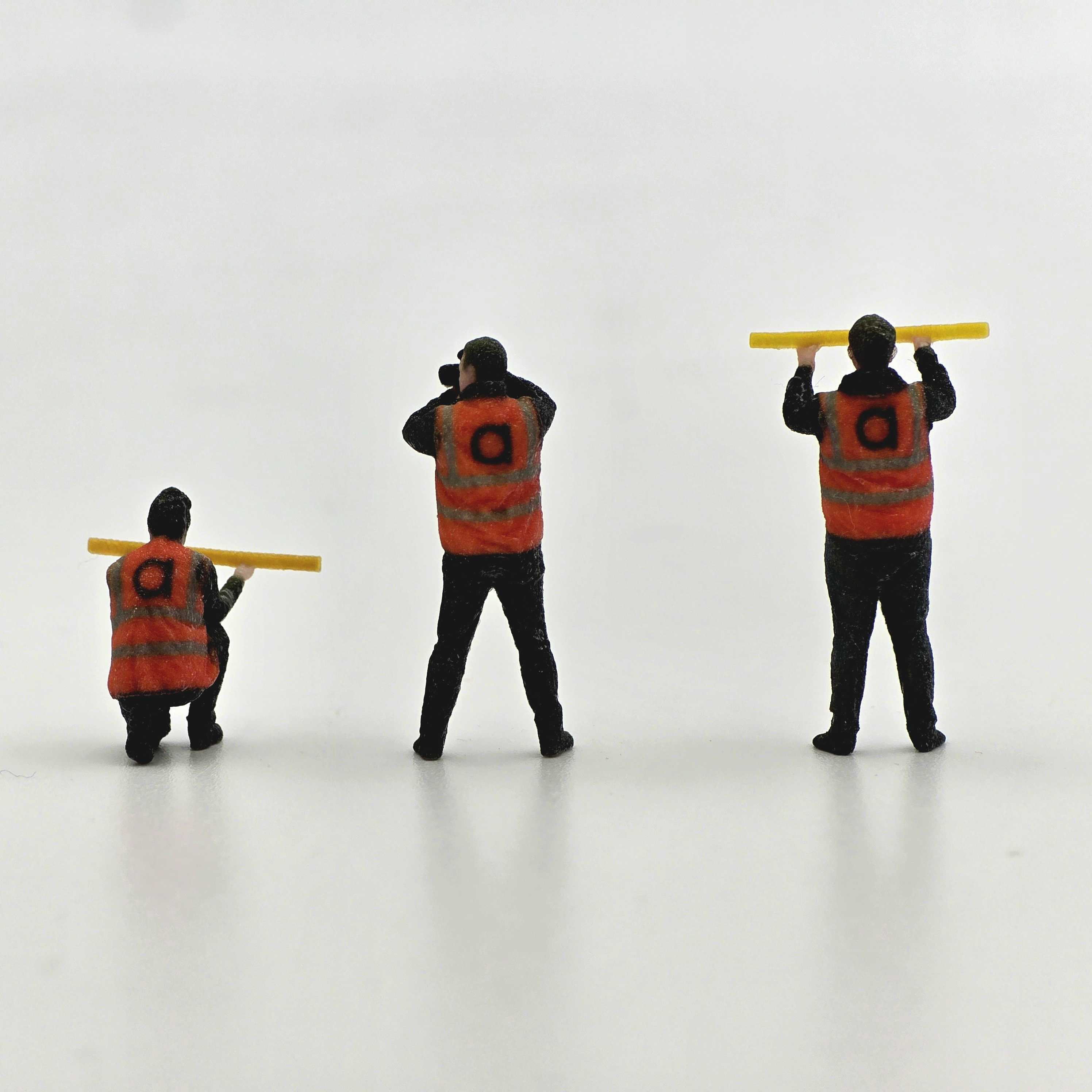 アキュラスケール リサーチチーム - 3体のフィギュアパック - OO (1/76) スケール