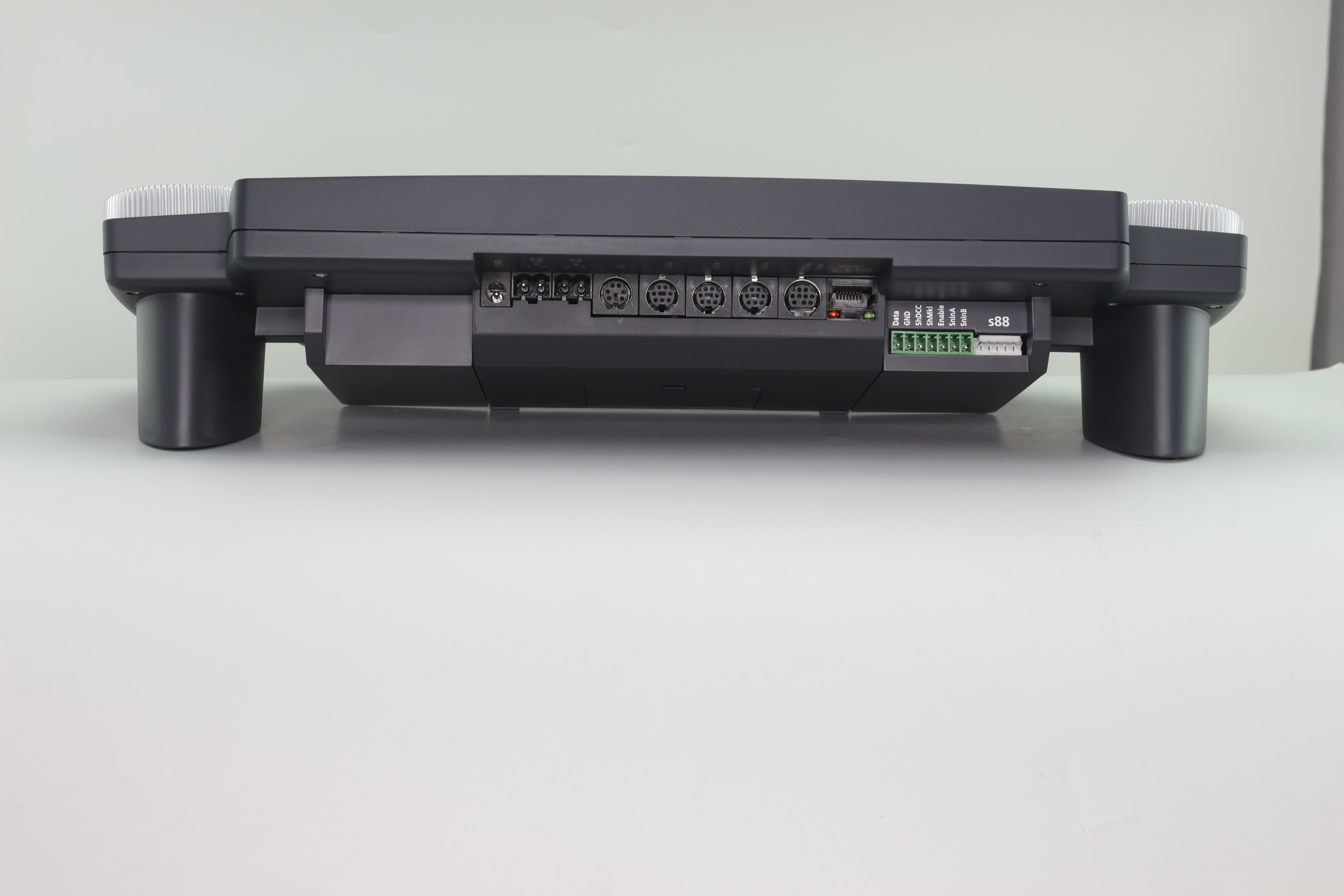 ESU 50220 ECoS Command Station (6A) – Accurascale