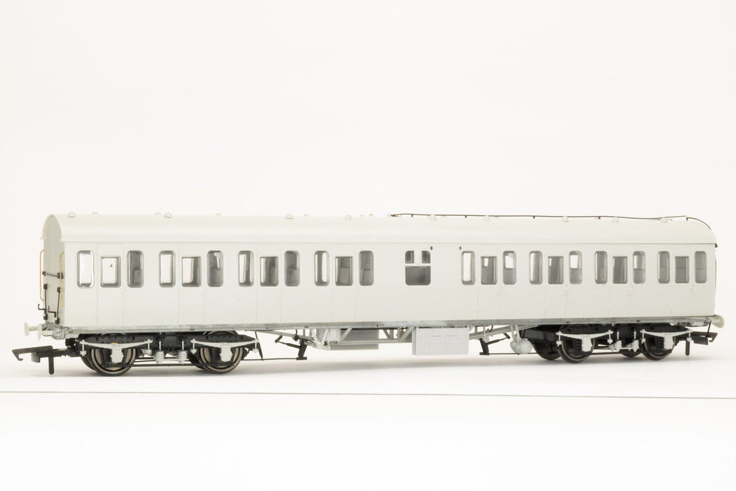BR Mk1 57' Non-Gangway Coach - S - E46101
